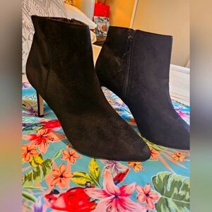 Booties express size 9